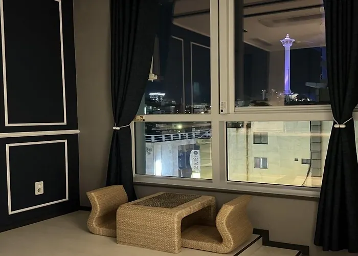 호텔 래디언트 남포 3*